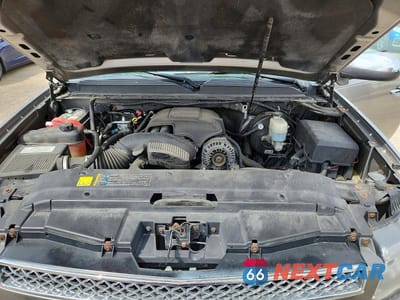 Zdjęcie 12 z 13 samochodu: 2008 CHEVROLET SUBURBAN K1500 LS VIN:3GNFK16398G183781 - miniatura