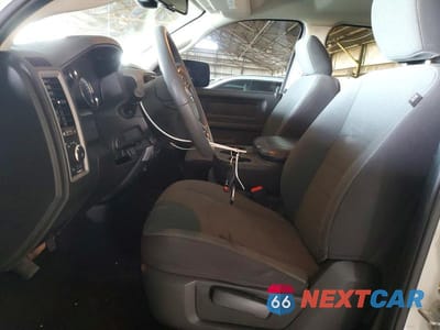 Zdjęcie 7 z 12 samochodu: 2023 RAM 1500 CLASSIC TRADESMAN VIN:3C6RR7KG9PG662334 - miniatura