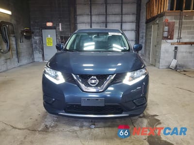 Piąte zdjęcie samochodu w środku: 2016 NISSAN ROGUE S VIN:JN8AT2MTXGW013460 - miniatura