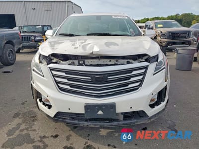 Piąte zdjęcie samochodu w środku: 2017 CADILLAC XT5 LUXURY VIN:1GYKNBRS0HZ122403 - miniatura