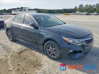 Czwarte zdjęcie samochodu z boku: 2019 KIA OPTIMA LX VIN:5XXGT4L37KG344039 - miniatura