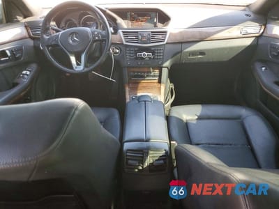 Zdjęcie 8 z 12 samochodu: 2012 MERCEDES-BENZ E 350 4MATIC VIN:WDDHF8JB9CA654063 - miniatura