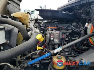 Zdjęcie 7 z 10 samochodu: 2019 INTERNATIONAL LT625 SEMI TRUCK VIN:3HCDZTZR6KL732412 - miniatura