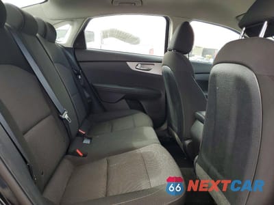 Zdjęcie 10 z 12 samochodu: 2023 KIA FORTE LXS VIN:3KPF24AD6PE662907 - miniatura