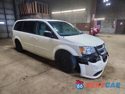 Czwarte zdjęcie samochodu z boku: 2015 DODGE GRAND CARAVAN SE VIN:2C4RDGBG8FR658257 - miniatura