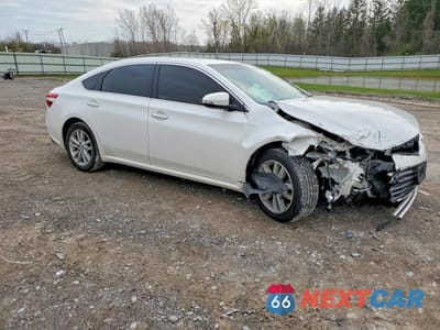 Czwarte zdjęcie samochodu z boku: 2015 TOYOTA AVALON XLE PREMIUM VIN:4T1BK1EB6FU159301 - miniatura