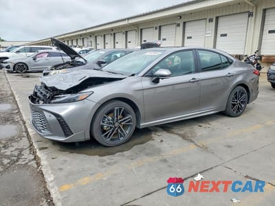 2025 TOYOTA CAMRY XSE 4T1DAACK1SU560182 - główne zdjęcie licytacji z USA - miniatura