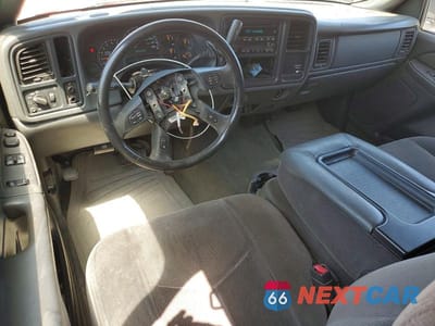 Zdjęcie 8 z 11 samochodu: 2004 GMC NEW SIERRA C1500 VIN:2GTEC19T241150377 - miniatura