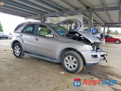 Czwarte zdjęcie samochodu z boku: 2007 MERCEDES-BENZ ML 350 VIN:4JGBB86E67A268376 - miniatura