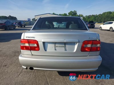 Zdjęcie 6 z 12 samochodu: 2000 VOLVO S70 BASE VIN:YV1LS61J5Y2637459 - miniatura