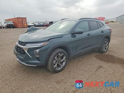 2025 CHEVROLET TRAX 1LT KL77LHEP5SC266414 - główne zdjęcie licytacji z USA - miniatura