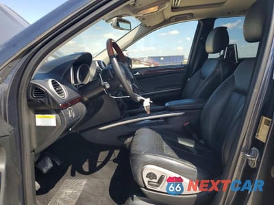 Zdjęcie 7 z 12 samochodu: 2011 MERCEDES-BENZ GL 550 4MATIC VIN:4JGBF8GE1BA712923 - miniatura