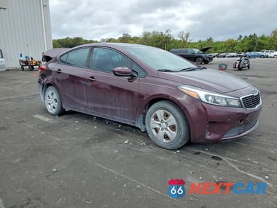 Czwarte zdjęcie samochodu z boku: 2018 KIA FORTE LX VIN:3KPFK4A78JE169828 - miniatura