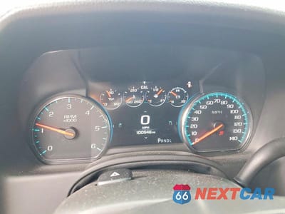 Zdjęcie 9 z 13 samochodu: 2018 GMC YUKON DENALI VIN:1GKS1CKJ5JR325032 - miniatura