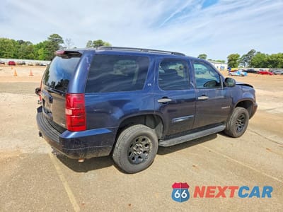 Trzecie zdjęcie samochodu z tyłu: 2008 CHEVROLET TAHOE C1500 VIN:1GNFC13058J156017 - miniatura