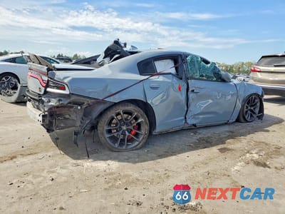 Trzecie zdjęcie samochodu z tyłu: 2021 DODGE CHARGER SCAT PACK VIN:2C3CDXGJ3MH675162 - miniatura
