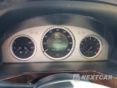 Zdjęcie 9 z 12 samochodu: 2011 MERCEDES-BENZ GLK 350 VIN:WDCGG5GB1BF654854 - miniatura