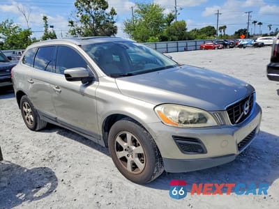 Czwarte zdjęcie samochodu z boku: 2012 VOLVO XC60 3.2 VIN:YV4952DL3C2264991 - miniatura