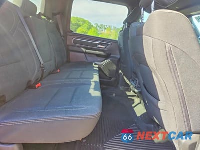 Zdjęcie 10 z 12 samochodu: 2022 RAM 1500 BIG HORN VIN:1C6RREFTXNN124807 - miniatura
