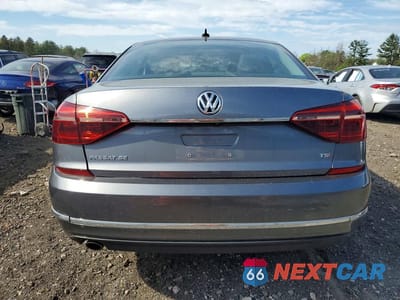 Zdjęcie 6 z 12 samochodu: 2018 VOLKSWAGEN PASSAT SE VIN:1VWBA7A33JC045616 - miniatura