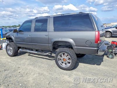 Drugie zdjęcie samochodu z przodu: 1999 CHEVROLET SUBURBAN K2500 VIN:3GNGK26J7XG169479 - miniatura