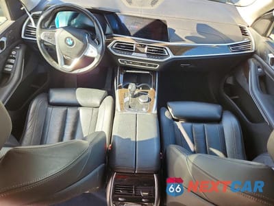 Zdjęcie 8 z 13 samochodu: 2019 BMW X7 XDRIVE40I VIN:5UXCW2C53KL087049 - miniatura