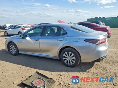 Drugie zdjęcie samochodu z przodu: 2024 TOYOTA CAMRY HYBRID LE VIN:4T1C31AK3RU627920 - miniatura