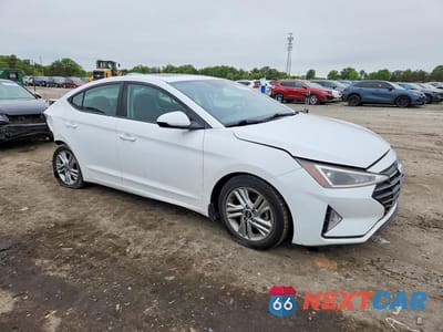 Czwarte zdjęcie samochodu z boku: 2020 HYUNDAI ELANTRA VALUE EDITION VIN:5NPD84LF9LH614862 - miniatura