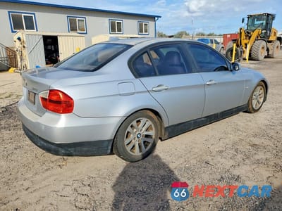 Trzecie zdjęcie samochodu z tyłu: 2006 BMW 325 VIN:WBAVB13566KX34262 - miniatura