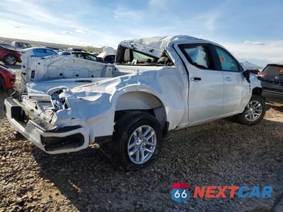 Trzecie zdjęcie samochodu z tyłu: 2026 CHEVROLET SILVERADO K1500 RST VIN:1GCUKEED7TZ134783 - miniatura