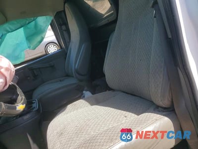 Zdjęcie 11 z 13 samochodu: 2018 CHEVROLET EXPRESS G2500 VIN:1GCWGAFP6J1336909 - miniatura