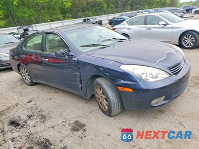 Czwarte zdjęcie samochodu z boku: 2004 LEXUS ES 330 BASE VIN:JTHBA30G745015557 - miniatura