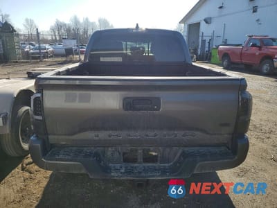 Zdjęcie 6 z 13 samochodu: 2022 TOYOTA TACOMA SR V6 VIN:3TYCZ5AN7NT068153 - miniatura