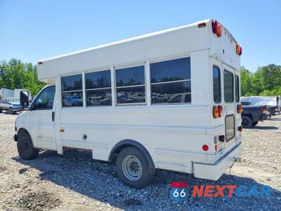 Trzecie zdjęcie samochodu z tyłu: 1999 GMC SAVANA CUTAWAY G3500 VIN:1GDHG31R1X1129880 - miniatura