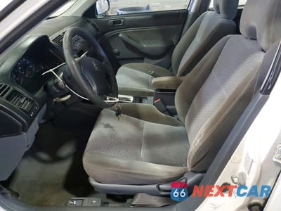 Zdjęcie 7 z 11 samochodu: 2004 HONDA CIVIC DX VP VIN:2HGES16344H641971 - miniatura