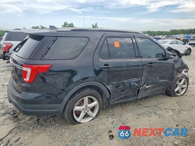 Trzecie zdjęcie samochodu z tyłu: 2018 FORD EXPLORER XLT VIN:1FM5K7D89JGA11639 - miniatura