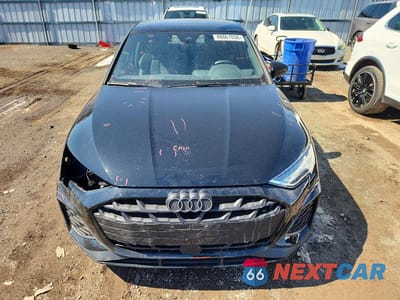 Piąte zdjęcie samochodu w środku: 2025 AUDI A3 PROGRESSIV VIN:WAULUCGY2SA106748 - miniatura