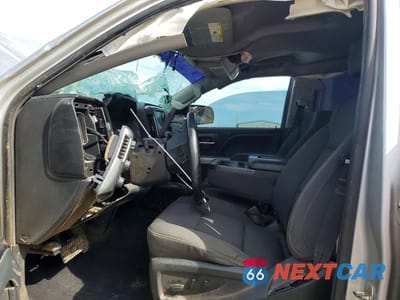Zdjęcie 7 z 12 samochodu: 2018 CHEVROLET SILVERADO K1500 LT VIN:3GCUKREC2JG474354 - miniatura