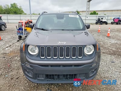 Piąte zdjęcie samochodu w środku: 2018 JEEP RENEGADE LATITUDE VIN:ZACCJABBXJPH51214 - miniatura