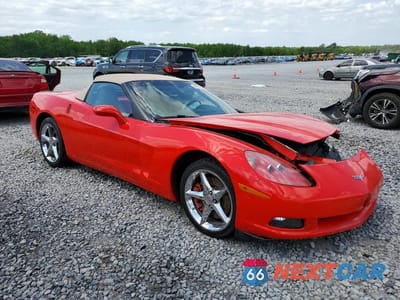 Czwarte zdjęcie samochodu z boku: 2011 CHEV CORVETTE VIN:1G1YG3DW4B5109235 - miniatura