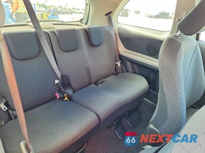 Zdjęcie 10 z 13 samochodu: 2011 TOYOTA YARIS BASE VIN:JTDJT4K39B5339470 - miniatura