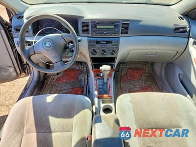 Zdjęcie 8 z 11 samochodu: 2007 TOYOTA COROLLA LE VIN:2T1BR32E87C807813 - miniatura