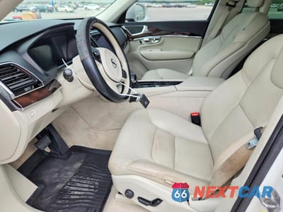 Zdjęcie 7 z 12 samochodu: 2016 VOLVO XC90 T6 VIN:YV4A22PK8G1027398 - miniatura