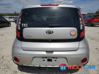 Zdjęcie 6 z 11 samochodu: 2017 KIA SOUL + VIN:KNDJP3A56H7441307 - miniatura
