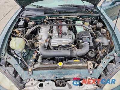 Zdjęcie 11 z 12 samochodu: 2001 MAZDA MX-5 MIATA BASE VIN:JM1NB353X10212233 - miniatura