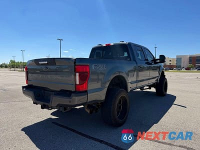 Czwarte zdjęcie samochodu z boku: 2020 FORD F250 SUPER DUTY VIN:1FT7W2BT2LED24543 - miniatura