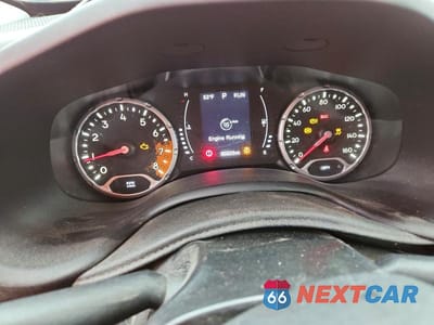 Zdjęcie 9 z 13 samochodu: 2017 JEEP RENEGADE LATITUDE VIN:ZACCJBBB6HPG32222 - miniatura
