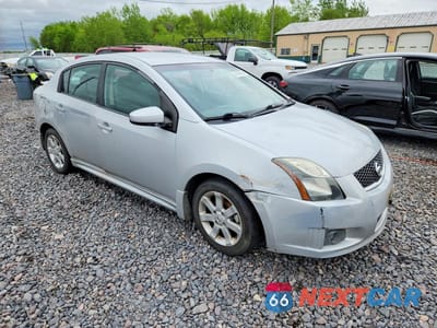 Czwarte zdjęcie samochodu z boku: 2010 NISSAN SENTRA 2.0 VIN:3N1AB6AP9AL617532 - miniatura