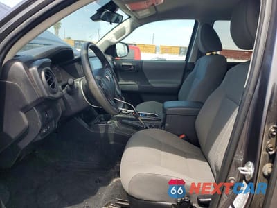 Zdjęcie 7 z 12 samochodu: 2022 TOYOTA TACOMA SR VIN:3TYAX5GN9NT051777 - miniatura
