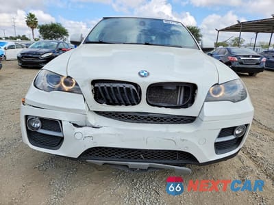 Piąte zdjęcie samochodu w środku: 2014 BMW X6 XDRIVE35I VIN:5UXFG2C55E0H11498 - miniatura